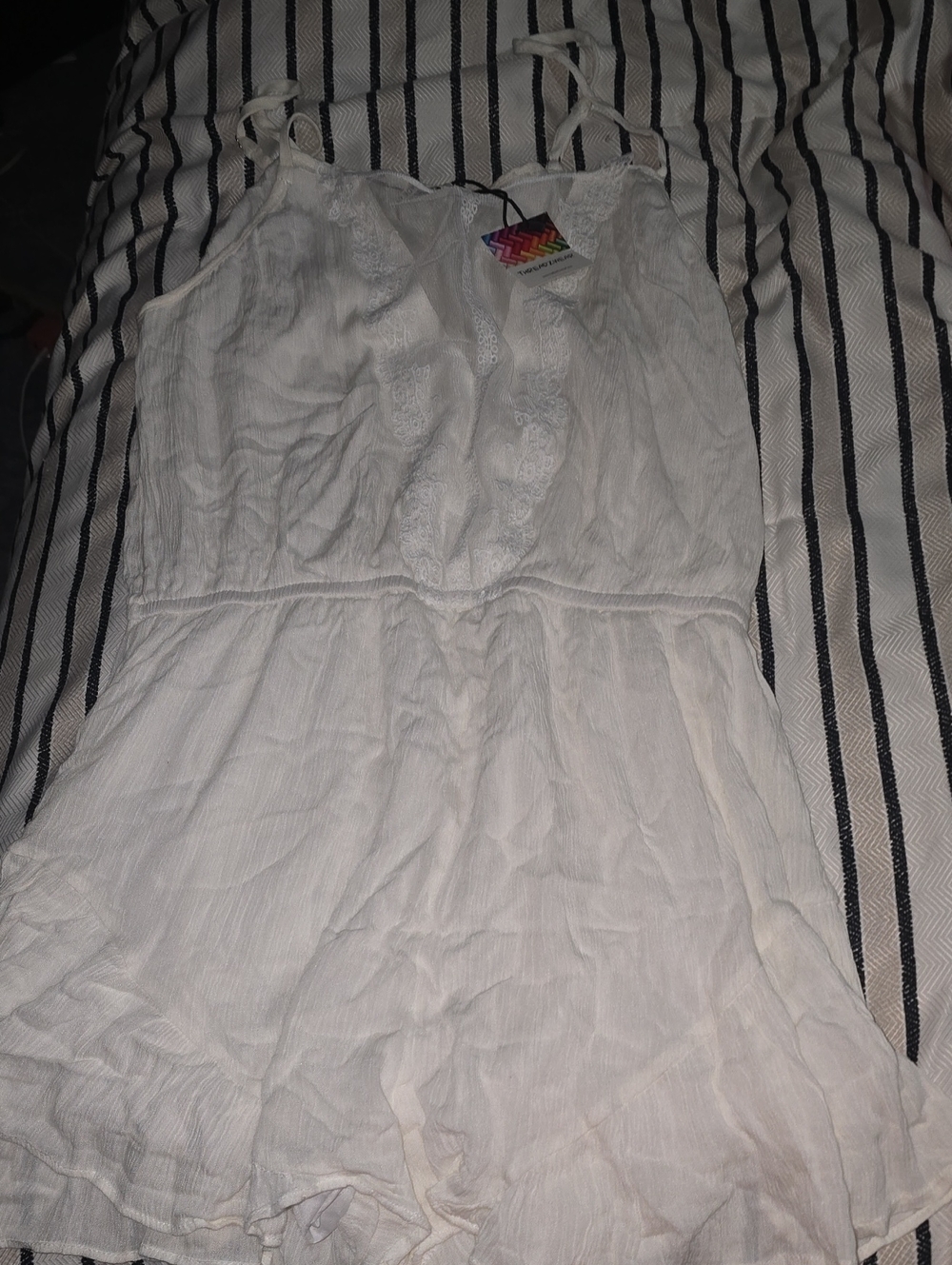 Threadzwear White Sleeveless Romper with Lace Trim